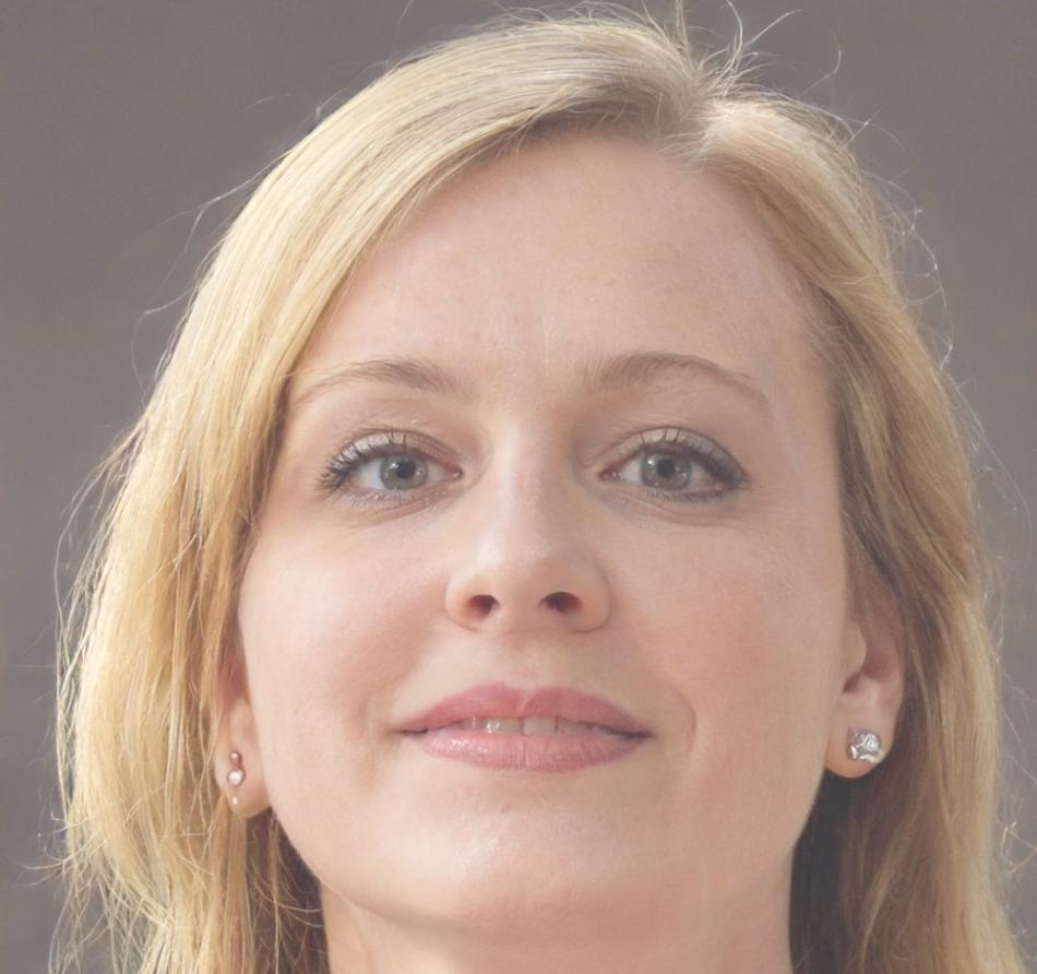 Portrait of Caoimhe Thornton, Market Research Specialist