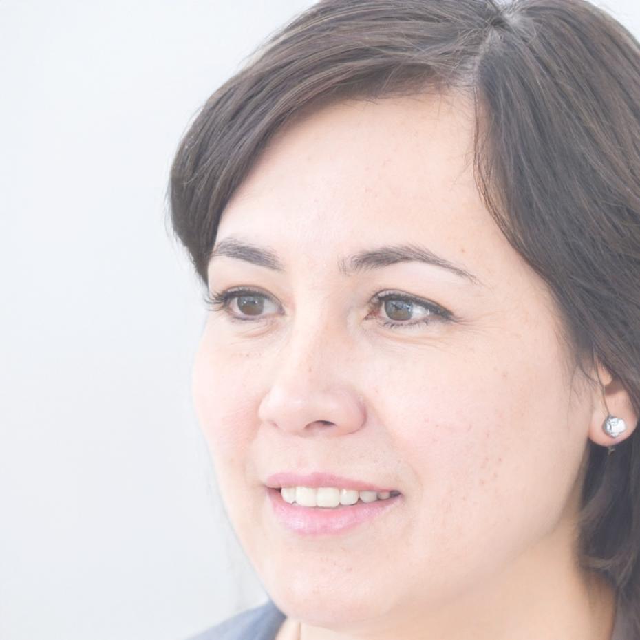 Portrait of Niamh Gallagher, Financial Planning Advisor